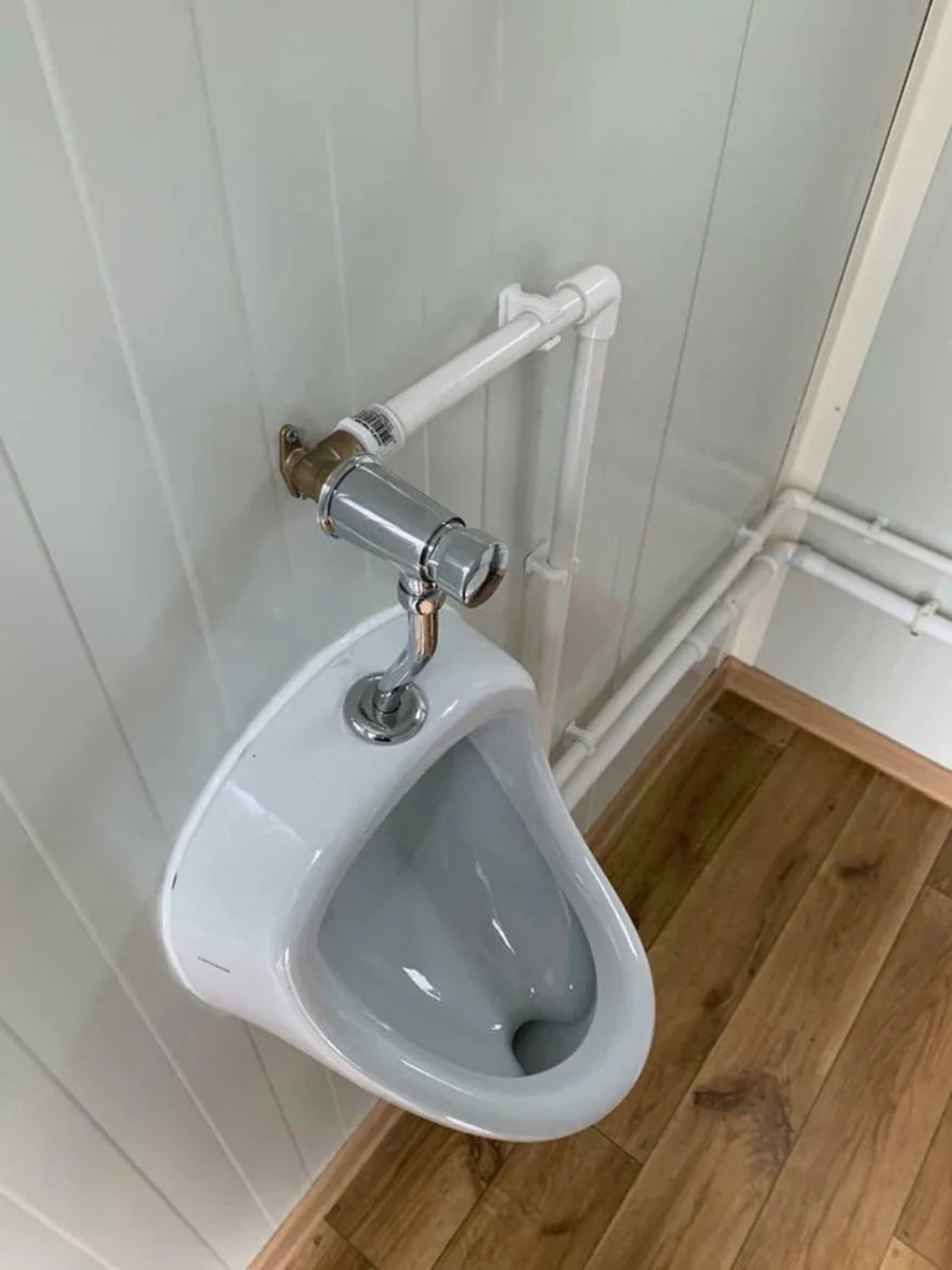 Doppelter Sanitärcontainer mit Abwassertank – WC-Container mit integriertem Fäkalientank – Image 9