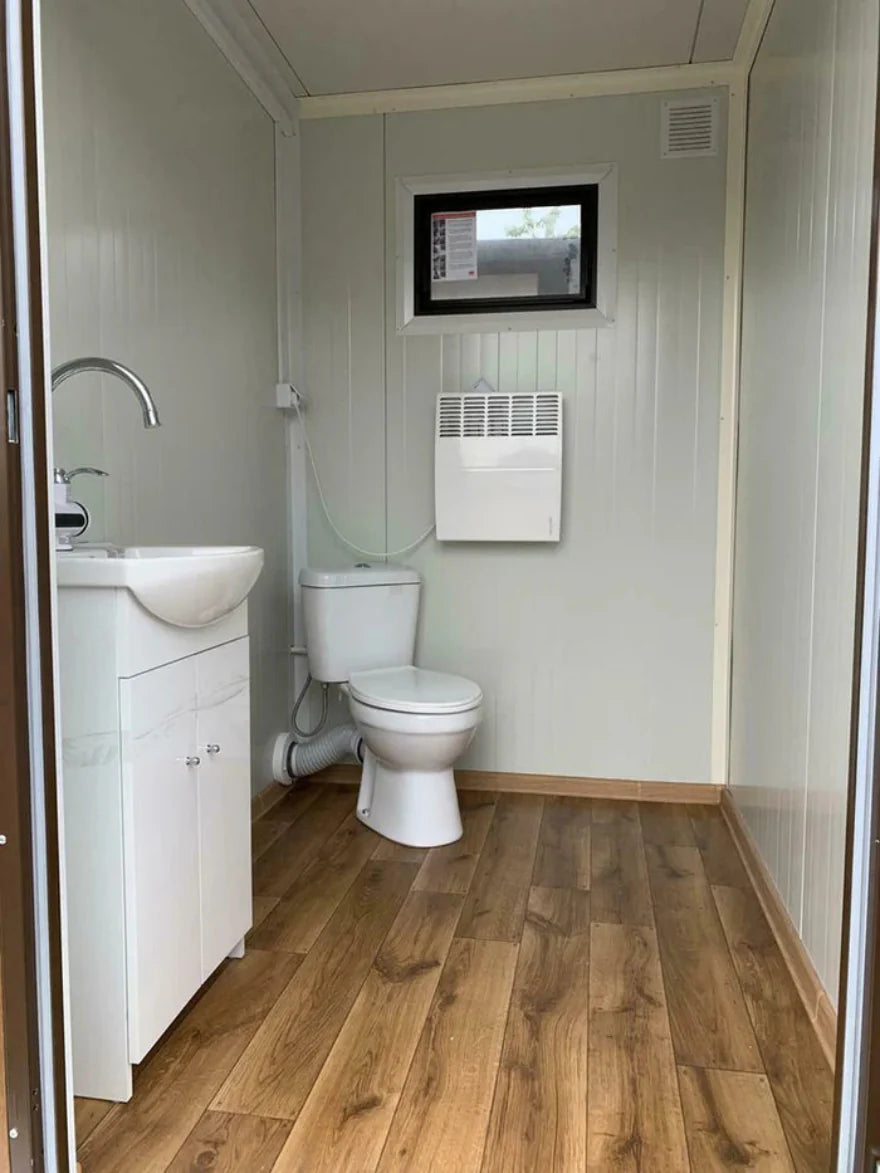 Doppelter Sanitärcontainer mit Abwassertank – WC-Container mit integriertem Fäkalientank – Image 12