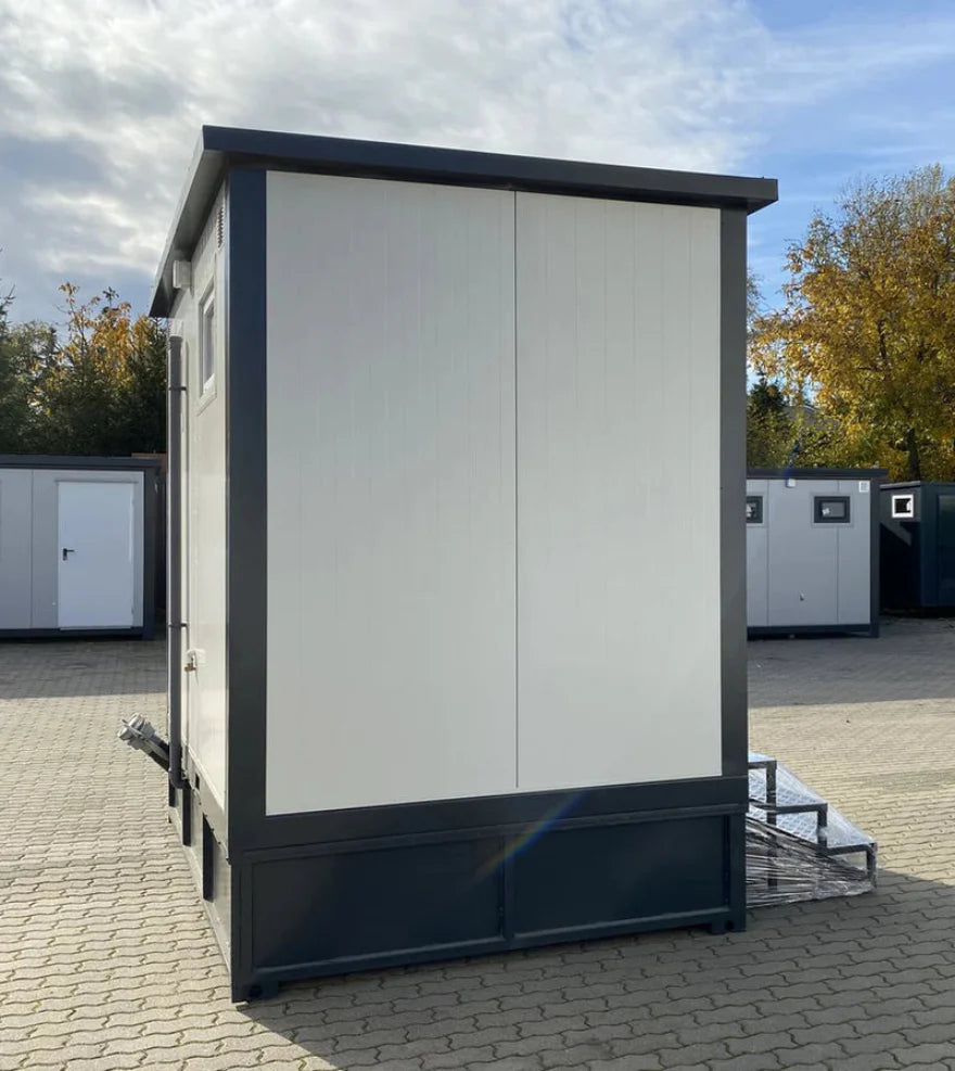 Doppelter Sanitärcontainer mit Abwassertank (weiß) – WC-Container mit integriertem Fäkalientank – Image 10